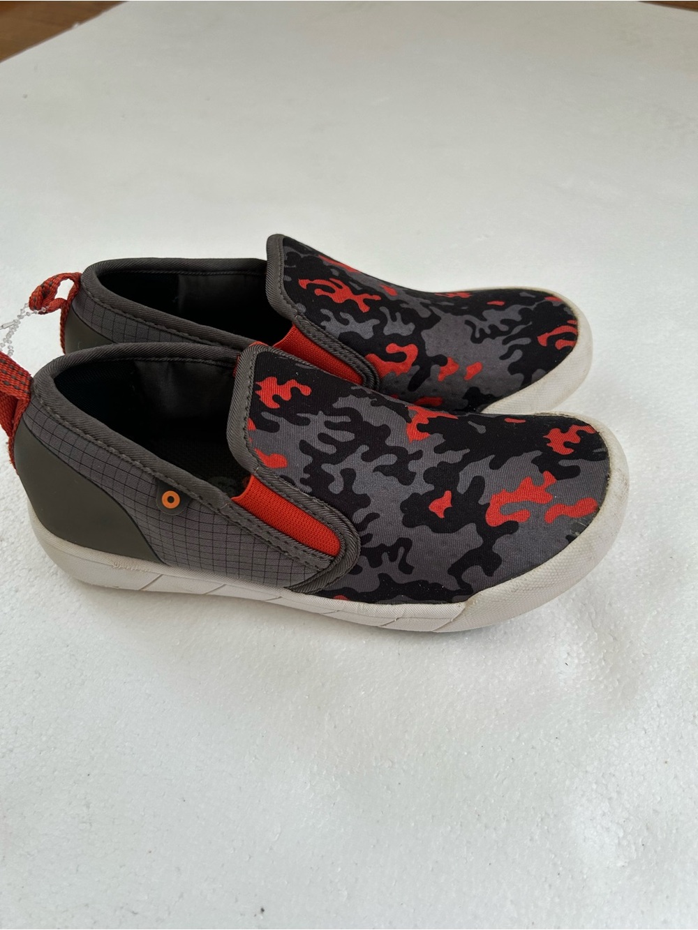 Bogs Kicker II  Gray & Orange Camouflage Kids Sneakers Size US 3 Youth #camo #ki